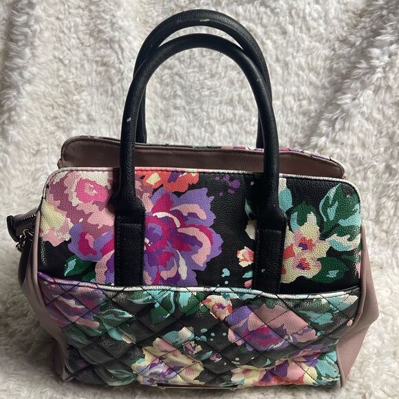 Betsey Johnson multi color quilted Shoulder bag large mauve bow & studs accent - Picture 2 of 15